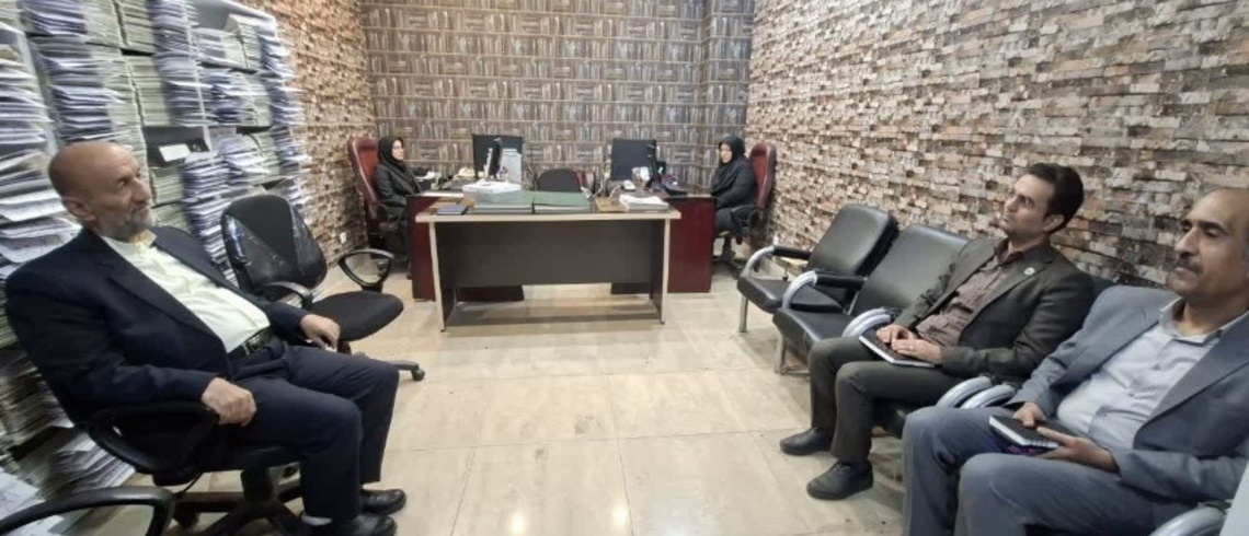 مدیرکل منابع طبیعی قم: برای حفاظت از عرصه‌های طبیعی، مردم باید میدان‌داری کنند