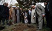 غرس نهال توسط نماینده آیت‌الله سیستانی