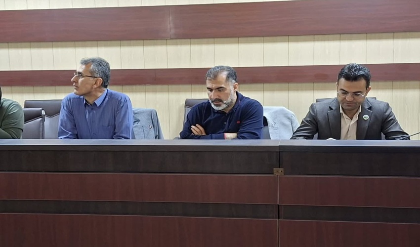 با حضور مسئولان ملی و استانی؛  آخرین وضعیت مهار کانون‌های گرد و غباراستان قم بررسی شد