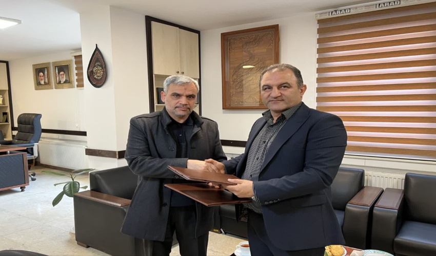 در آیین تجلیل از برگزیدگان عرصه خدمت دستگاه‌های اجرایی. 