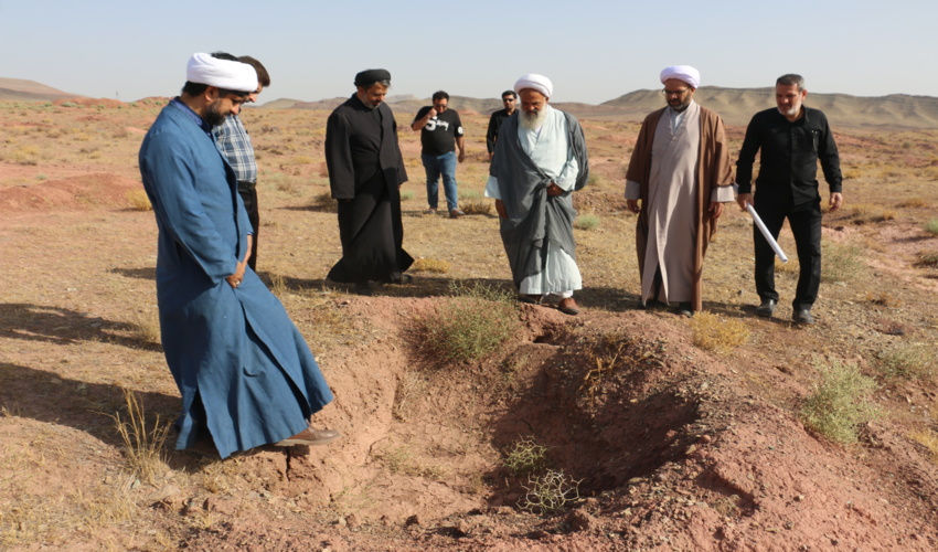 بازدید مسئولین حوزه نمایندگی ولی فقیه در سازمان جهادکشاورزی و ادارات تابعه از پروژه های منابع طبیعی استان قم 