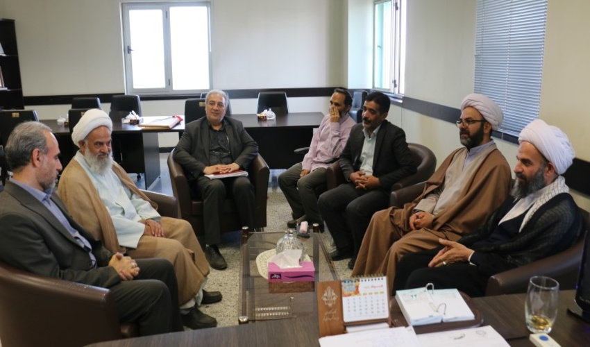 دیدار مسئول حوزه نمایندگی ولی فقیه سازمان منابع طبیعی کشور با رئیس سازمان جهاد کشاورزی استان