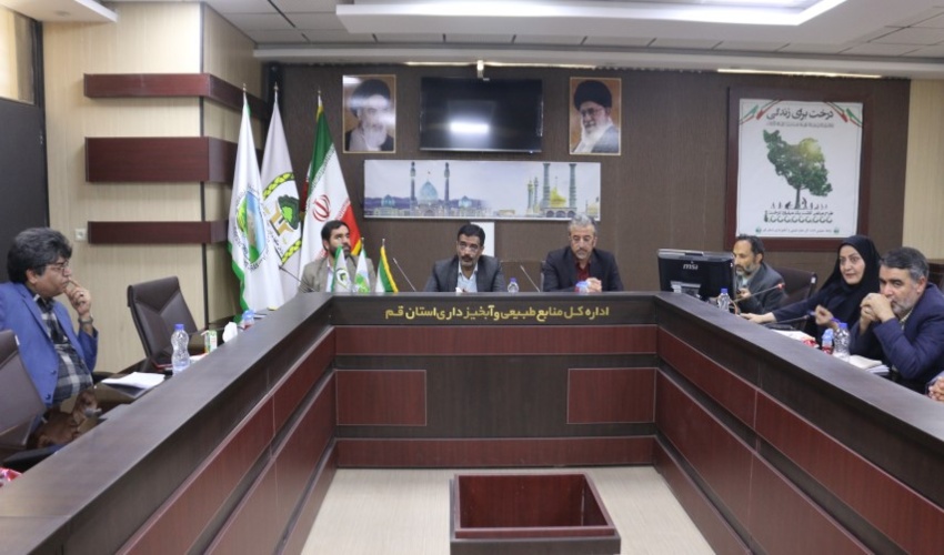 مدیر حوزه علمیه کشور با رییس سازمان منابع طبیعی دیدار و گفت و گو کرد