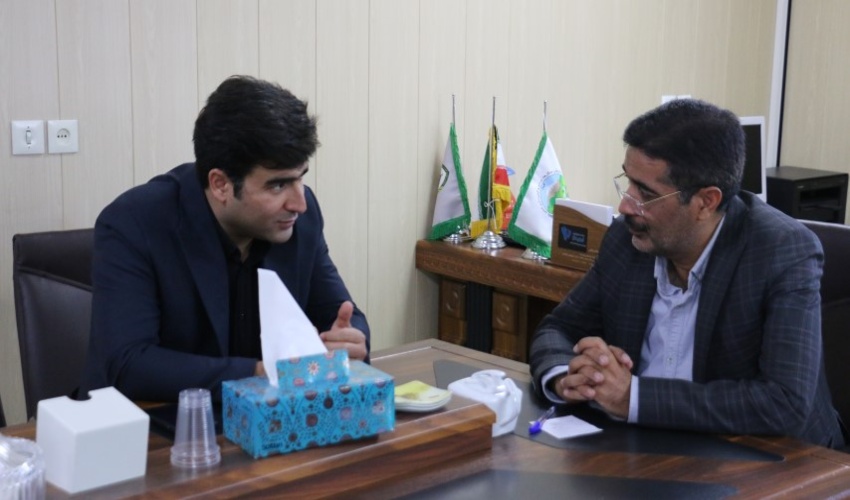 میز خدمت و دیدار چهره به چهره با مردم