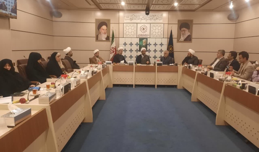 گزارش تصویری/دیدار معاون وزیر و رئیس سازمان منابع طبیعی و آبخیزداری کشور با مدیر حوزه های علمیه خواهران سراسر کشور